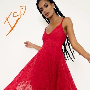 ISO SUPER MARIO x BLACKMILK RED POWERUP DRESS needed in medium or large please